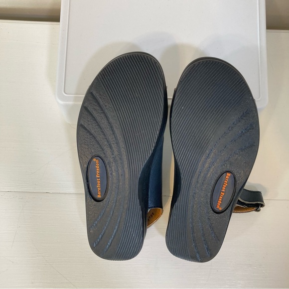 Drew Barefoot Freedom Bonita Navy Leather Sz 6 Womens Sandals Adj. Straps - Picture 9 of 9